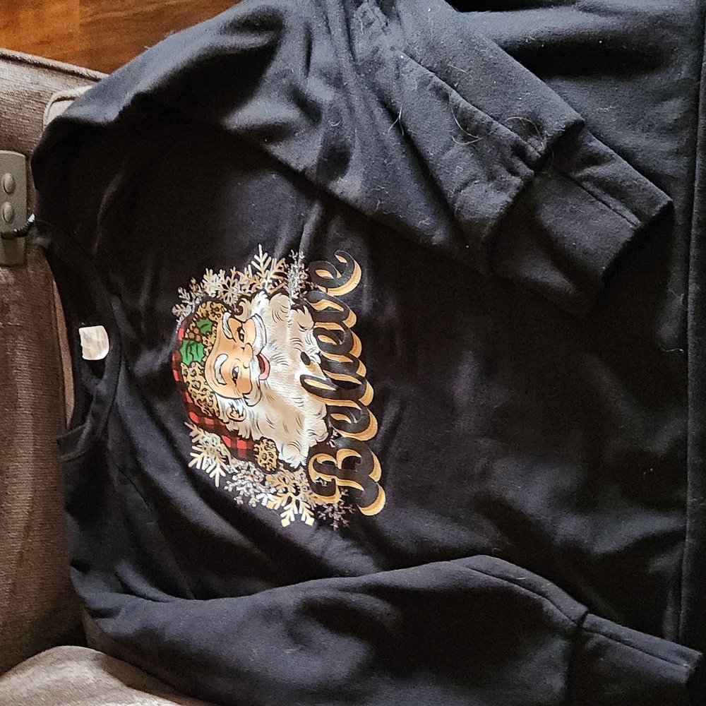 Christmas sweatshirt - Picture 1 of 3